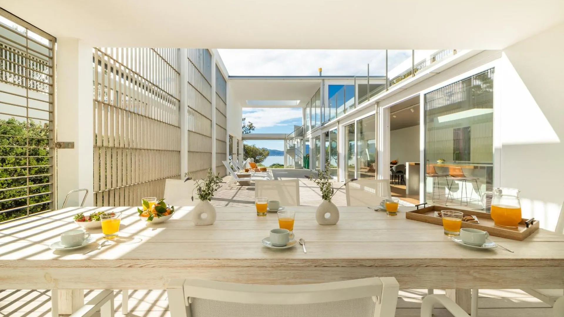 Seafront Villa Sunset Alcudia